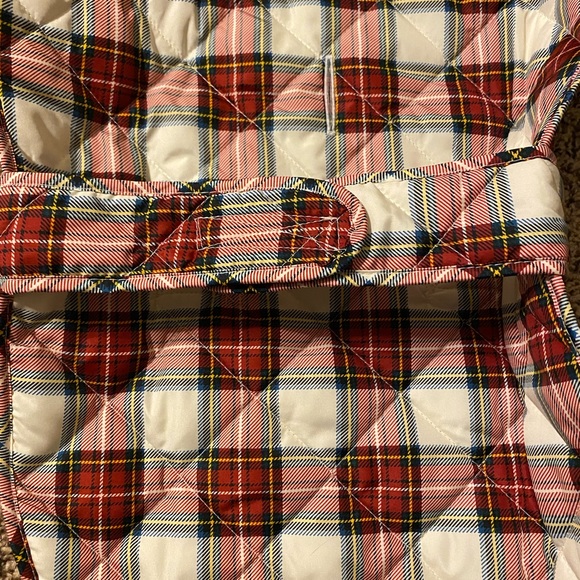 NWOT (never used) Medium size Dog winter plaid design puffy style jacket/vest - Picture 7 of 11